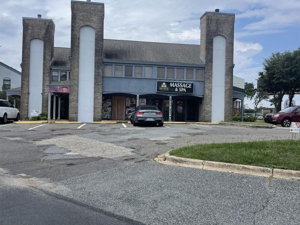 3852 & 3854 Killearn Center Ct., Tallahassee, FL 32309