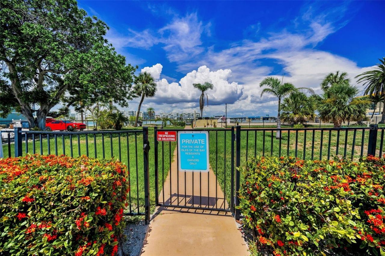 7740 Boca Ciega Drive, Unit 204, Saint Pete Beach, FL 33706 Photo