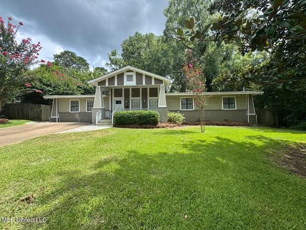 1415 Winchester Street, Jackson, MS 39211