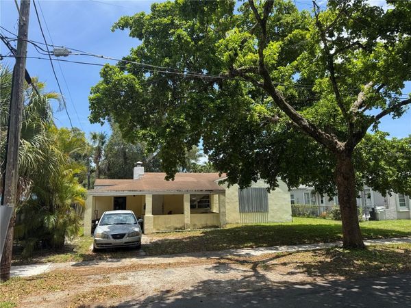 1712 SW 10TH AVENUE, FORT LAUDERDALE, FL 33315