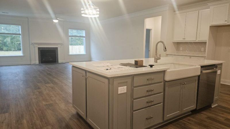 260 Huguenot Trail Photo 8