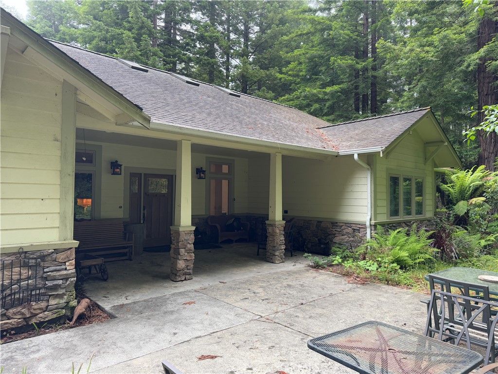 5595 Cummings Road, Eureka, CA 95503 Main Photo