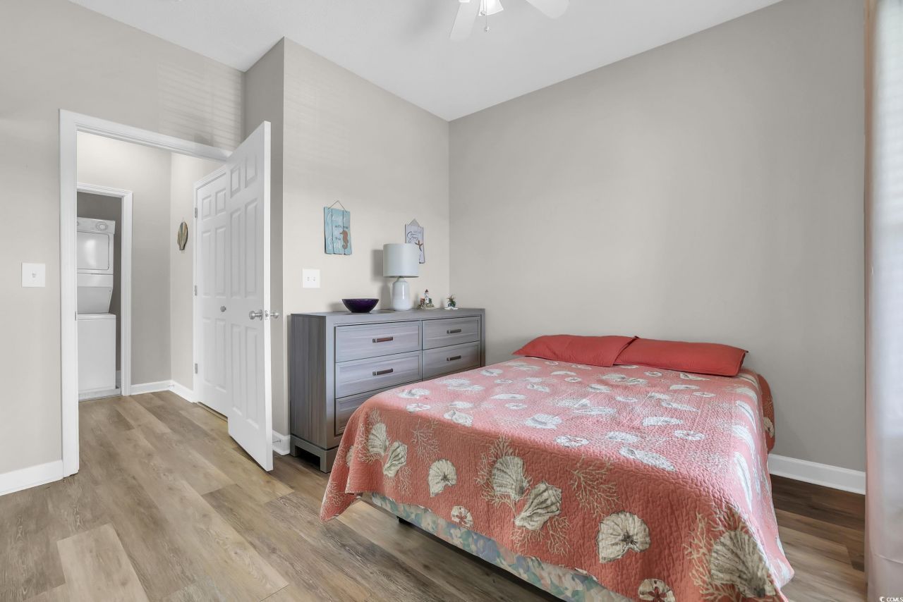 200 Castle Dr. Photo 21