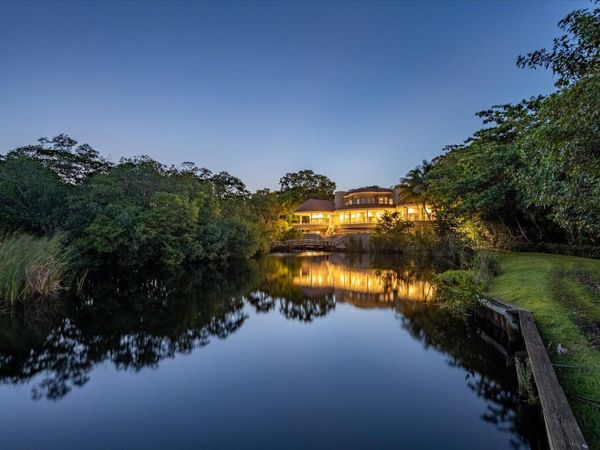 49 W High Point Road, Sewalls Point, FL 34996