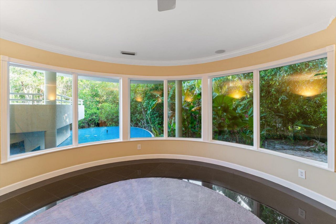 49 W High Point Road, Sewalls Point, FL 34996 Photo