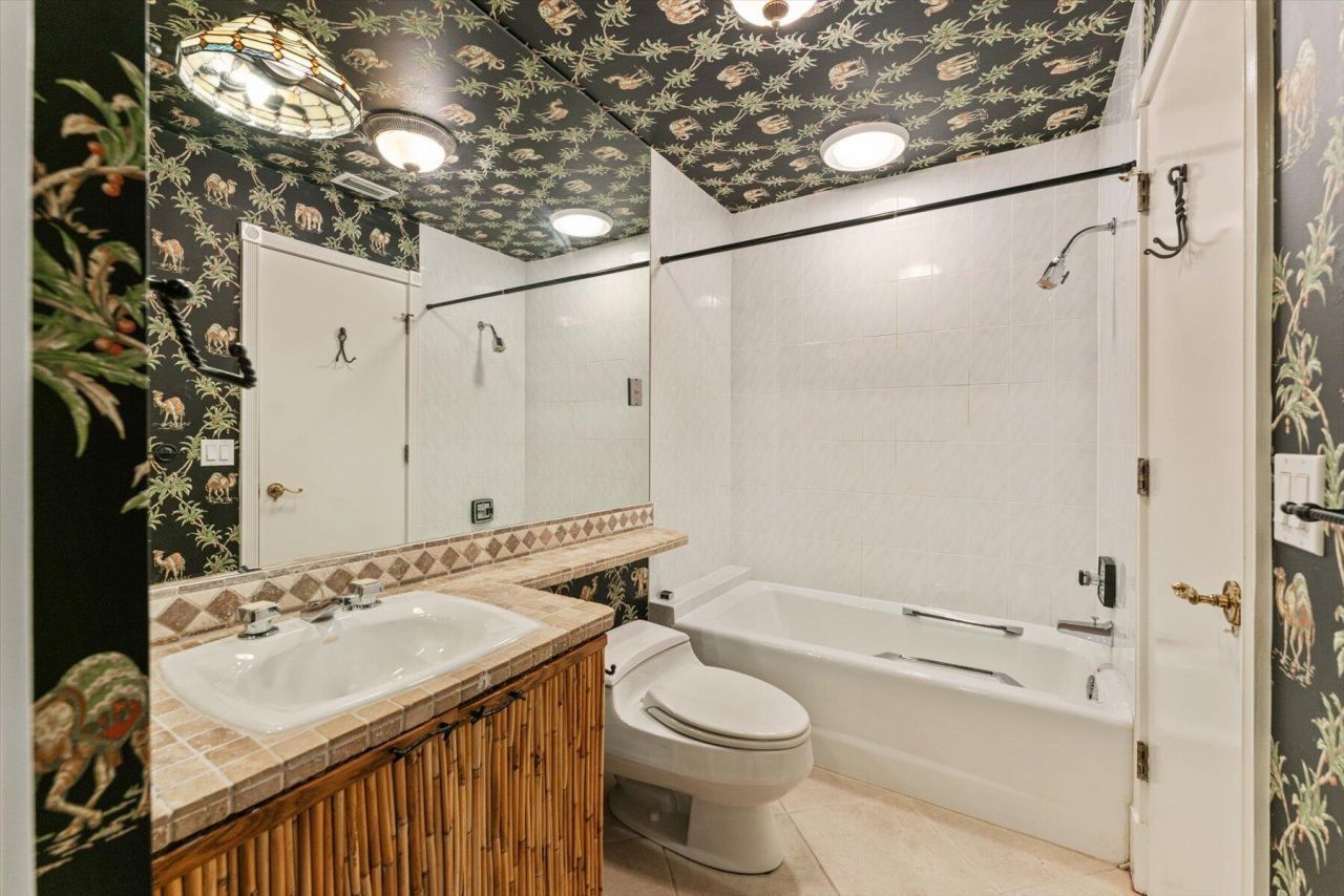 49 W High Point Road, Sewalls Point, FL 34996 Photo