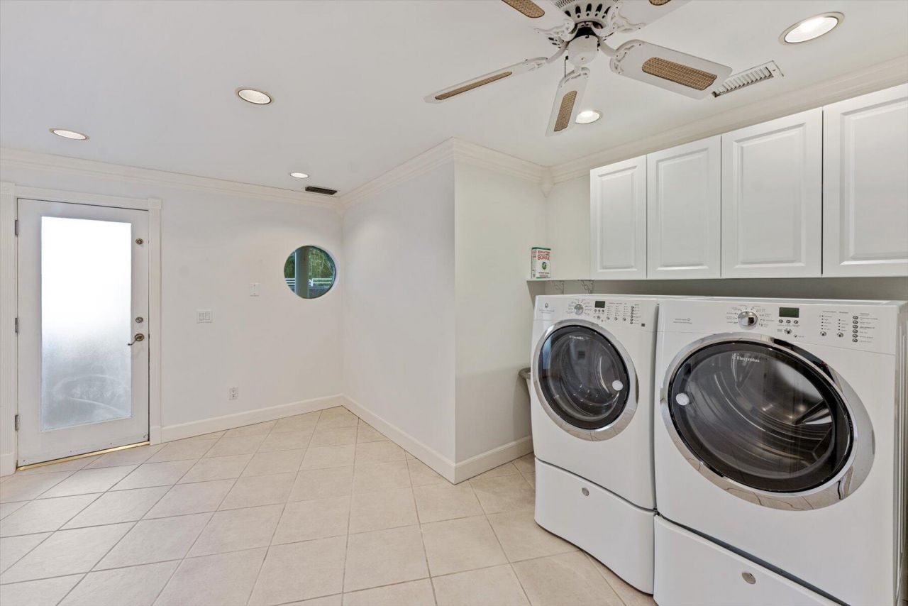 49 W High Point Road, Sewalls Point, FL 34996 Photo