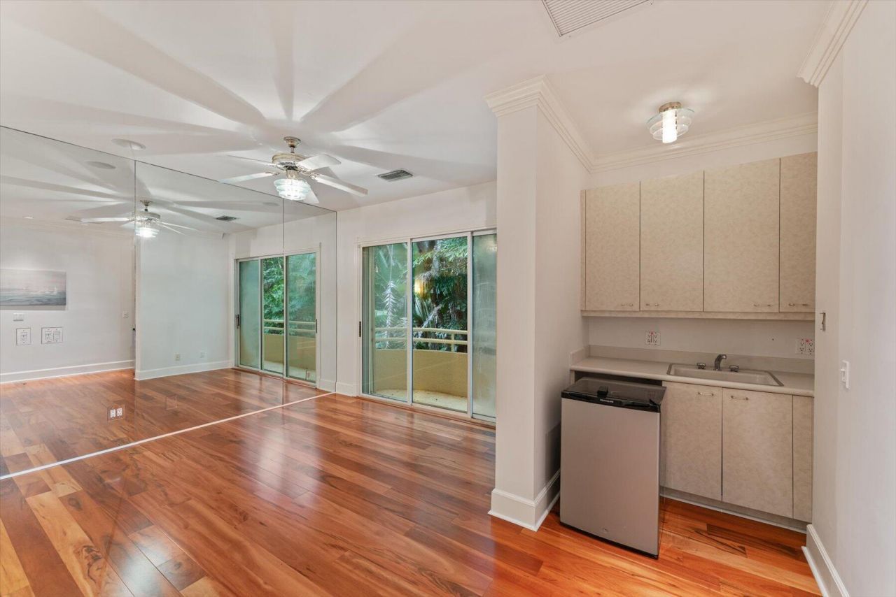 49 W High Point Road, Sewalls Point, FL 34996 Photo