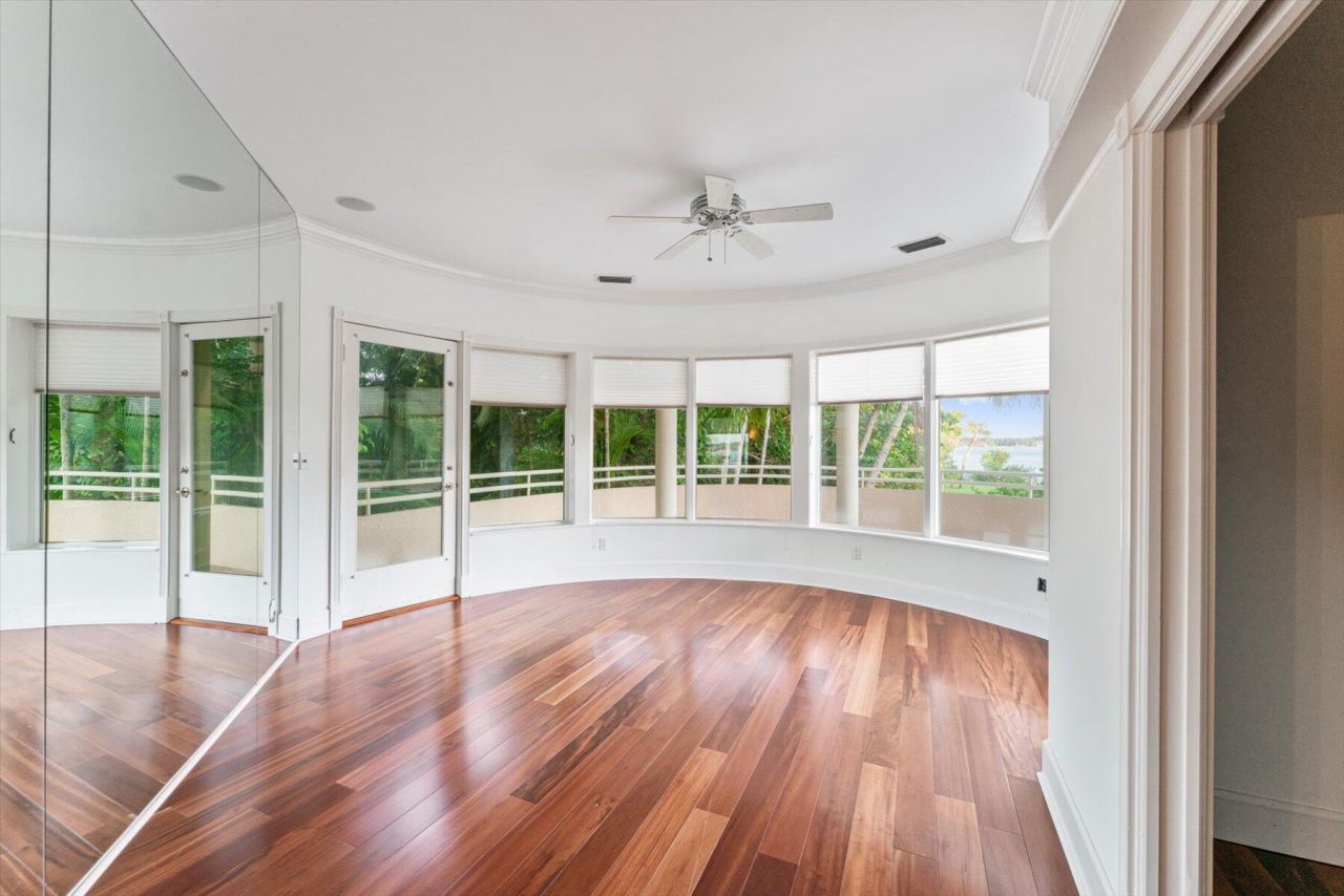 49 W High Point Road, Sewalls Point, FL 34996 Photo