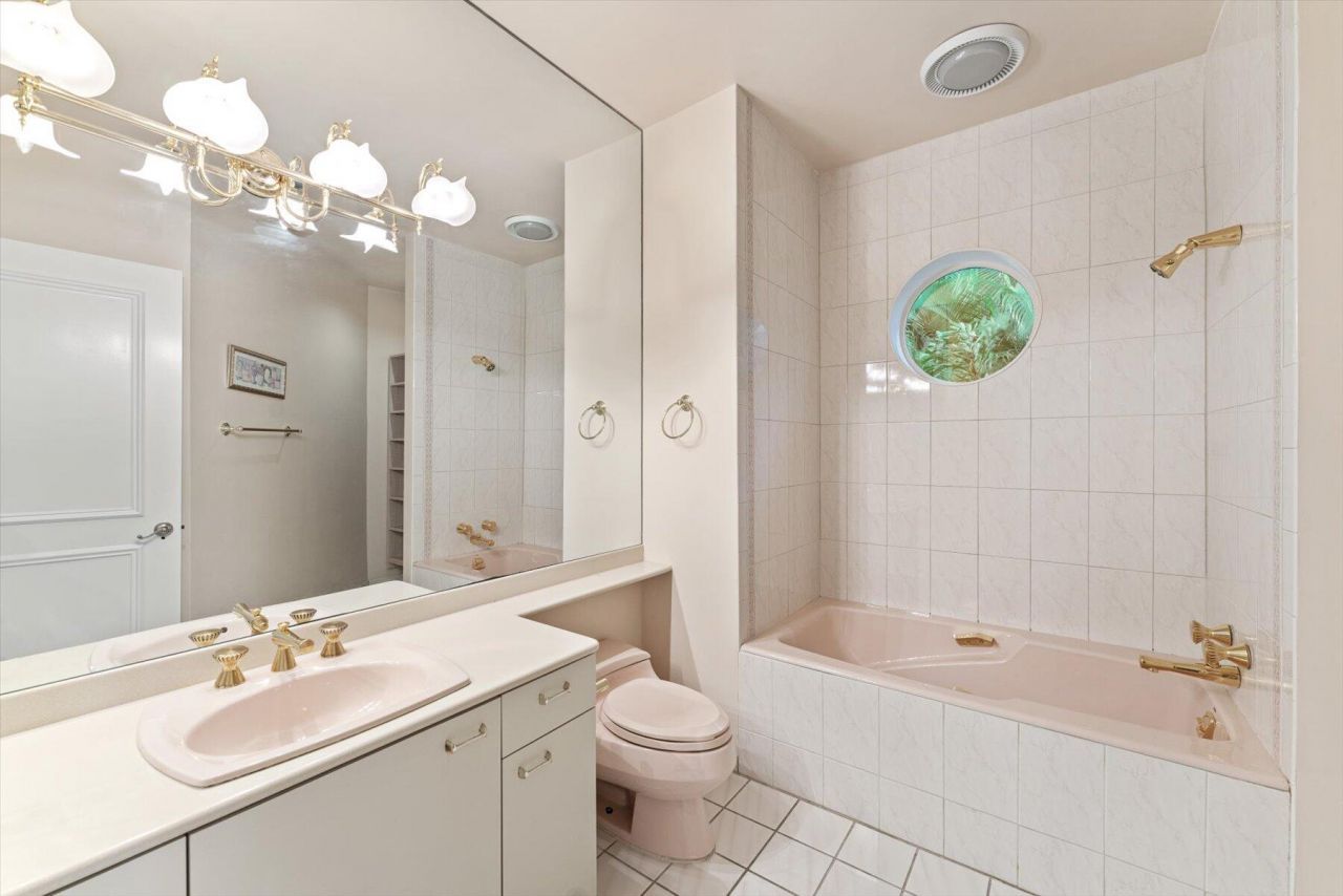 49 W High Point Road, Sewalls Point, FL 34996 Photo