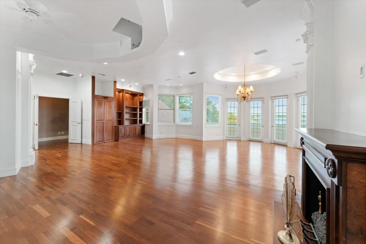 49 W High Point Road, Sewalls Point, FL 34996 Photo