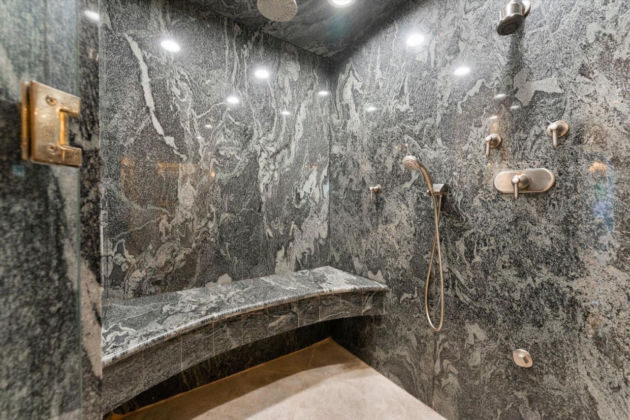 49 W High Point Road, Sewalls Point, FL 34996 Photo