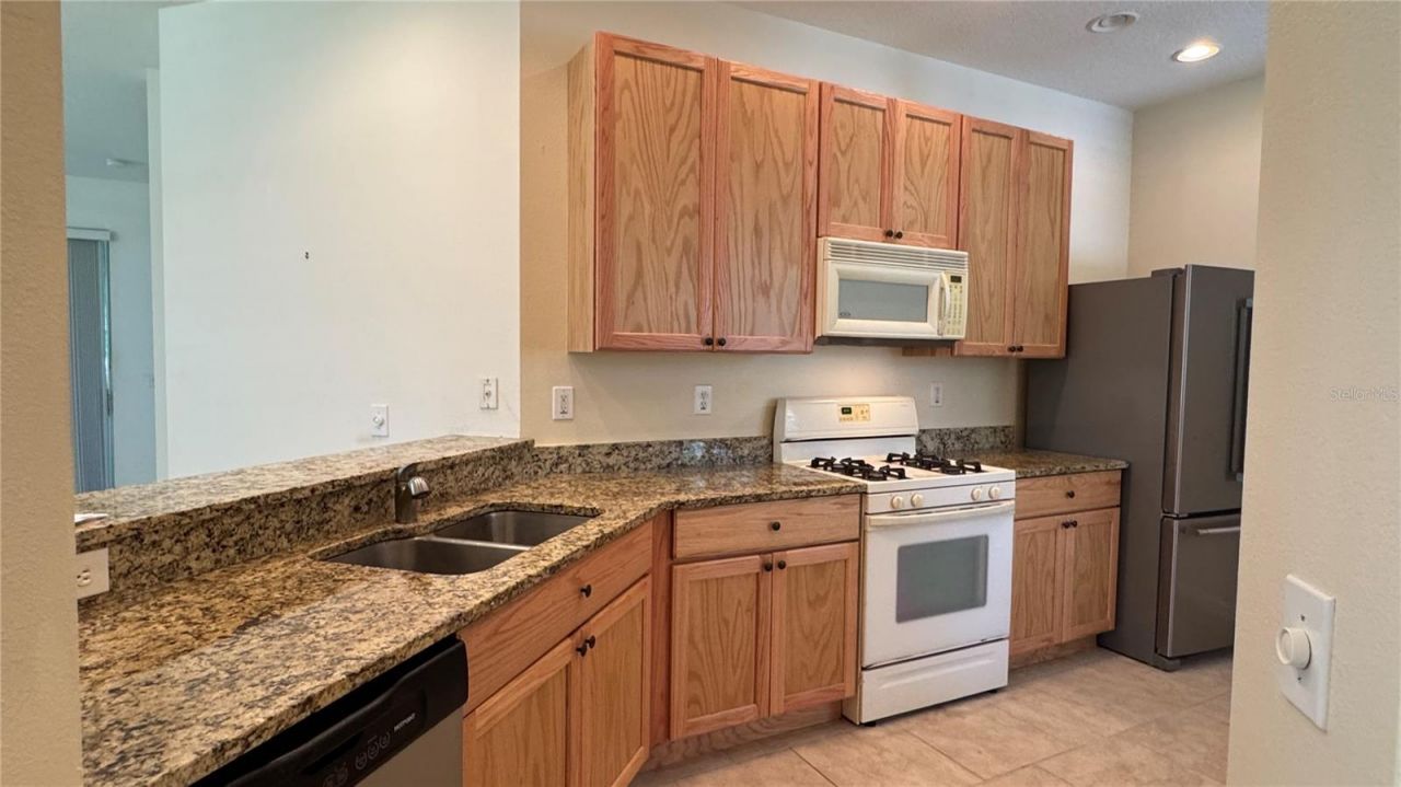 8228 Simpson Falls Court, Sarasota, FL 34243 Photo