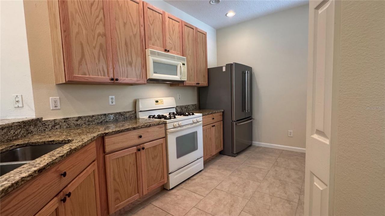 8228 Simpson Falls Court, Sarasota, FL 34243 Photo