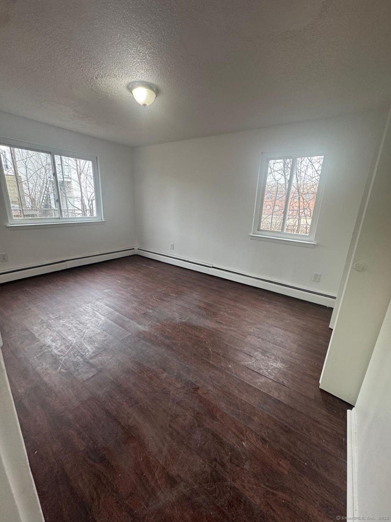 129 Black Rock, Unit 32, Bridgeport, CT 06605 Main Photo