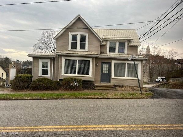 104 S Sugar Street, St Clairsville, OH 43950