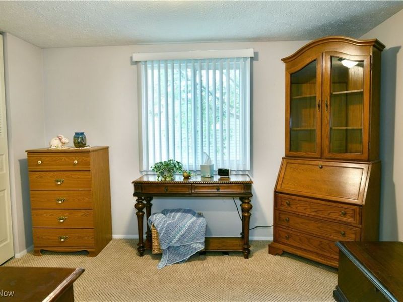 2555 Walnut Street, Girard, OH 44420 Photo 17