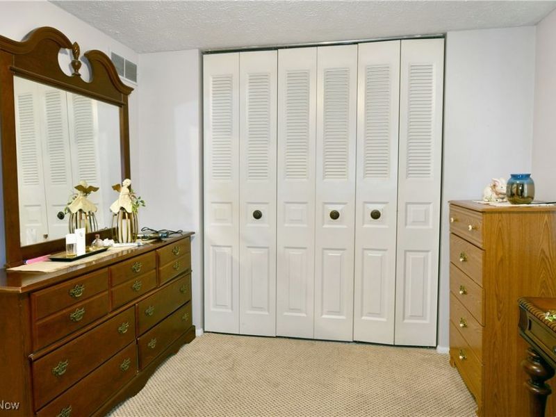 2555 Walnut Street, Girard, OH 44420 Photo 18