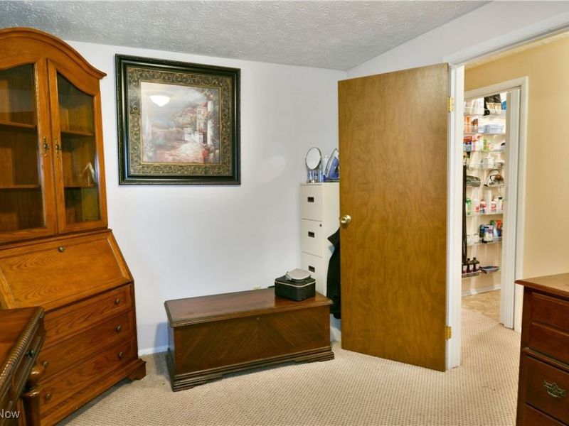 2555 Walnut Street, Girard, OH 44420 Photo 19