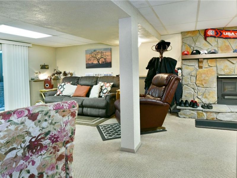 2555 Walnut Street, Girard, OH 44420 Photo 31