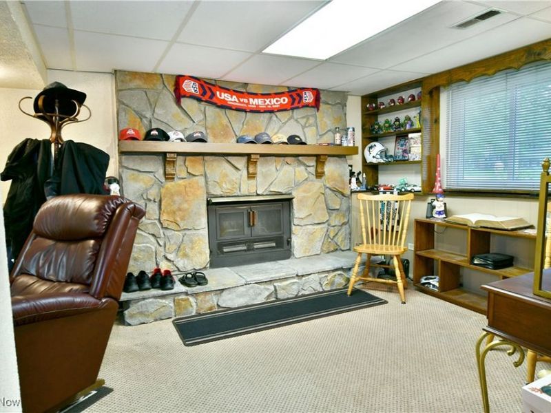 2555 Walnut Street, Girard, OH 44420 Photo 32