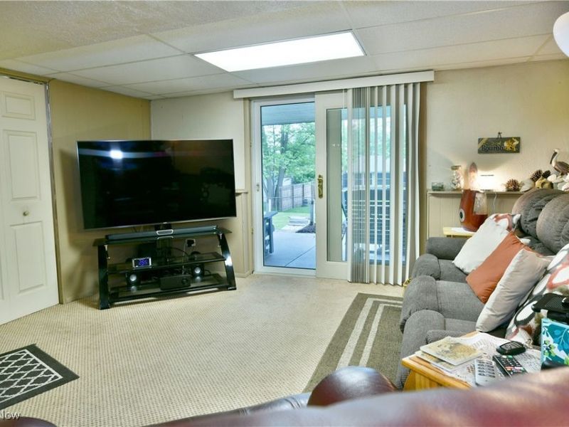 2555 Walnut Street, Girard, OH 44420 Photo 35