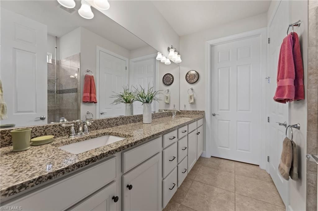 10507 Jackson Square Dr, Estero, FL 33928 Photo