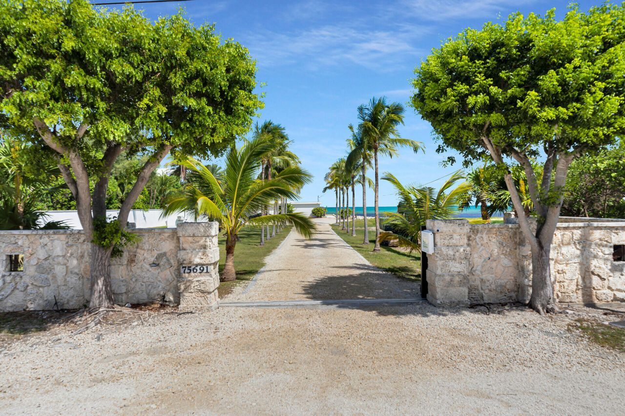 75691-71 Overseas Highway, Islamorada, FL 33036 Photo