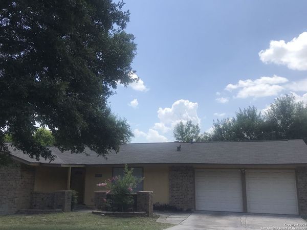 7919 Deep Forest, San Antonio, TX 78239