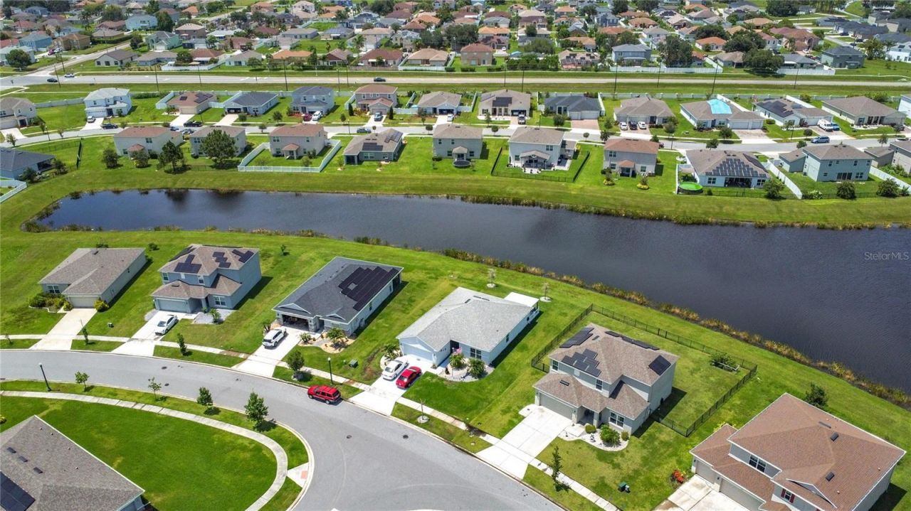 402 Quarry Rock Circle, Kissimmee, FL 34758 Photo