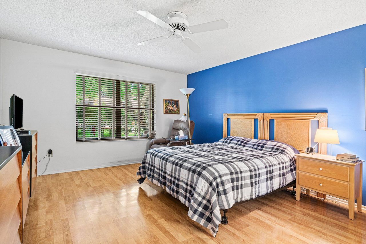 476 Lynbrook Court, Royal Palm Beach, FL 33411 Photo