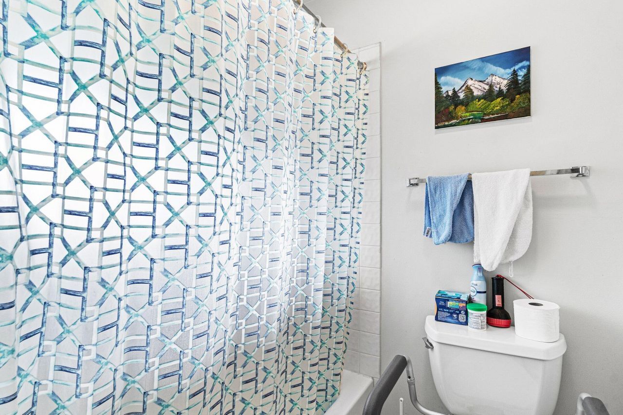 476 Lynbrook Court, Royal Palm Beach, FL 33411 Photo