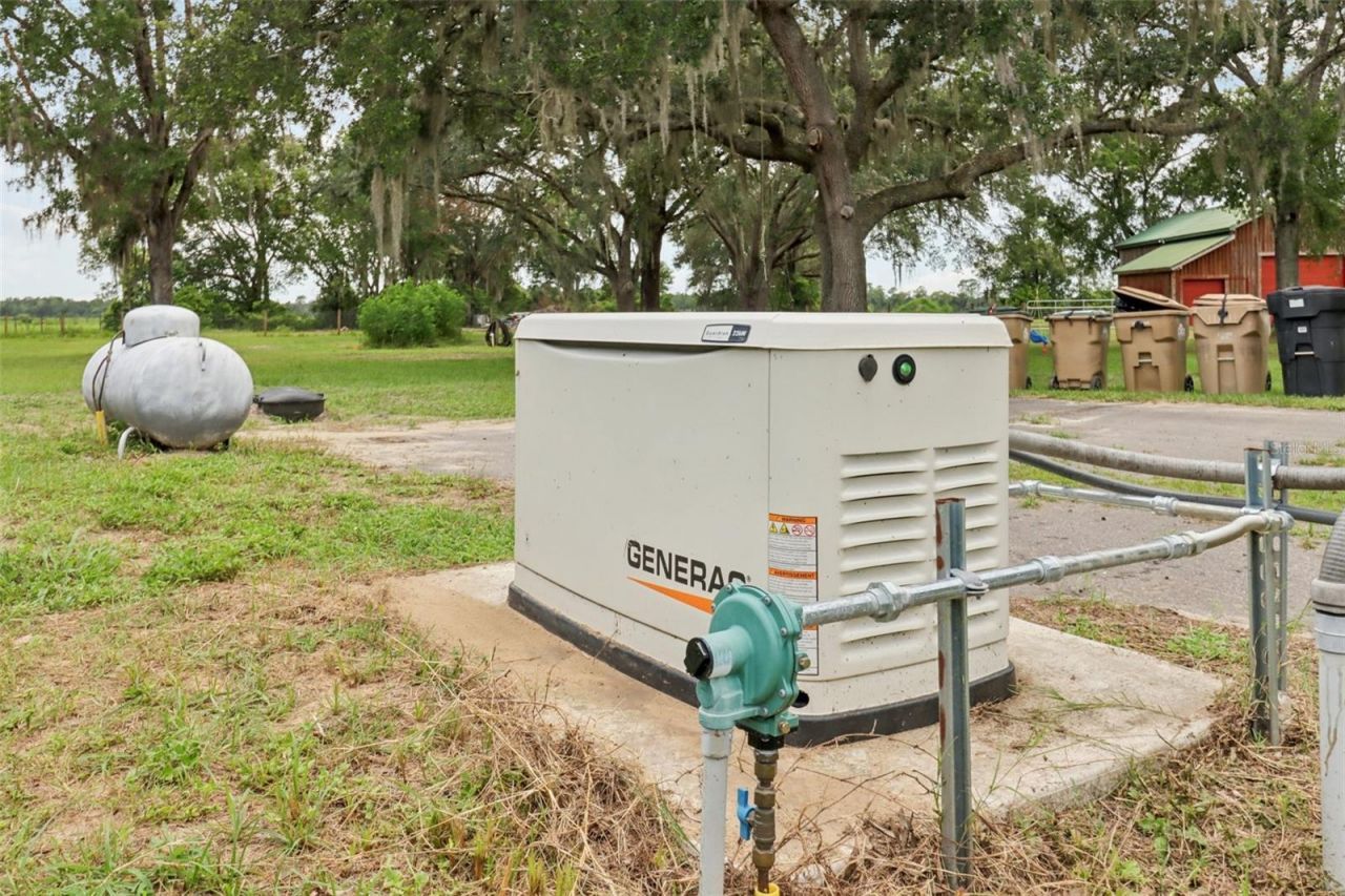 40535 Louise Road, Umatilla, FL 32784 Photo