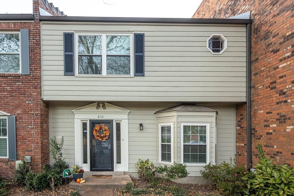 8161 Hunters Grove Ln, Germantown, TN 38138 Main Photo