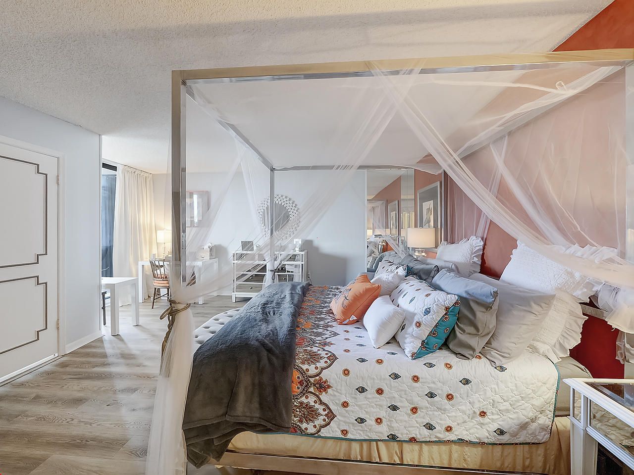 5380 N Ocean Drive, Unit 2e, Singer Island, FL 33404 Photo