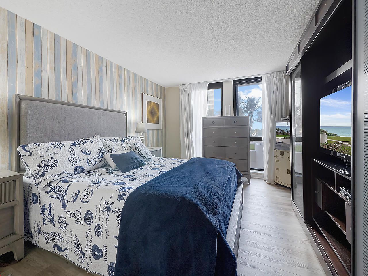 5380 N Ocean Drive, Unit 2e, Singer Island, FL 33404 Photo