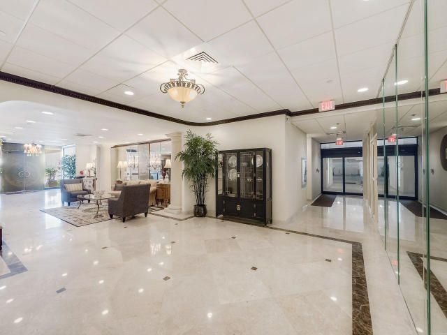 5380 N Ocean Drive, Unit 2e, Singer Island, FL 33404 Photo