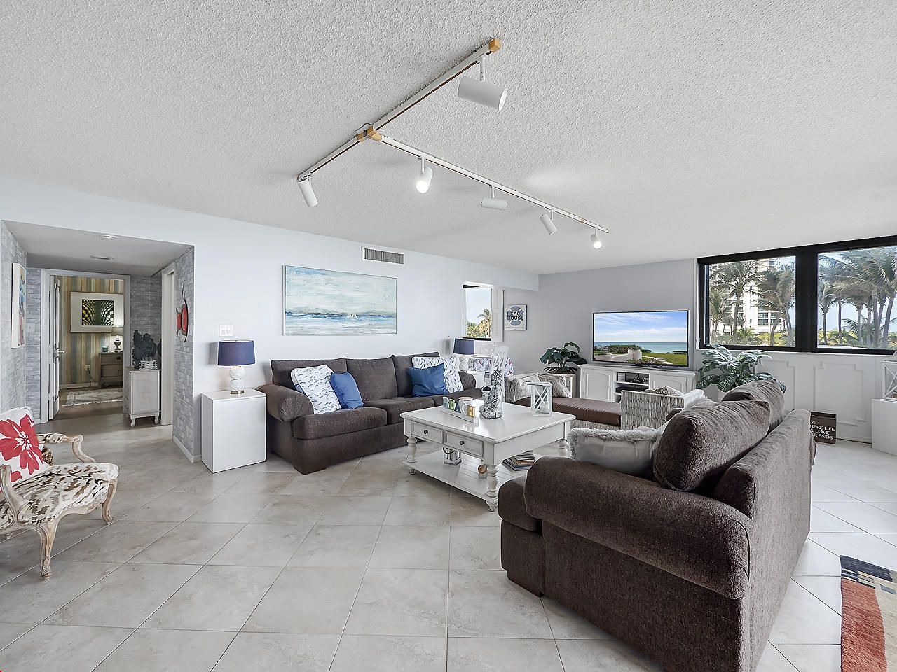 5380 N Ocean Drive, Unit 2e, Singer Island, FL 33404 Photo