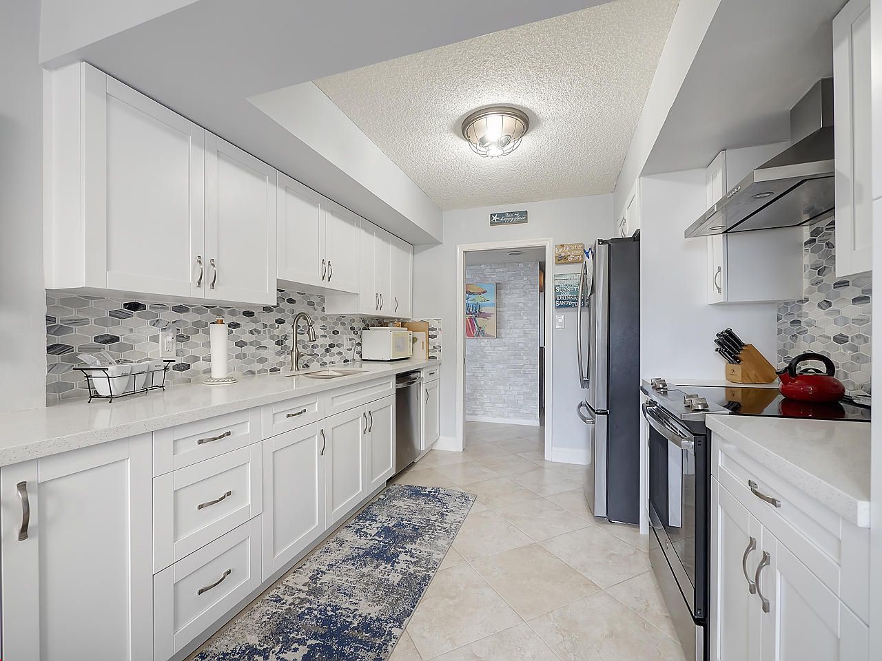 5380 N Ocean Drive, Unit 2e, Singer Island, FL 33404 Photo