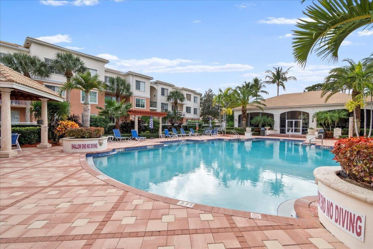 2103 Myrtlewood Circle E, Unit 2103, Palm Beach Gardens, FL 33418 Photo