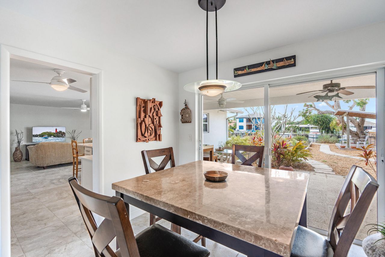 733 Waterway Drive, North Palm Beach, FL 33408 Photo