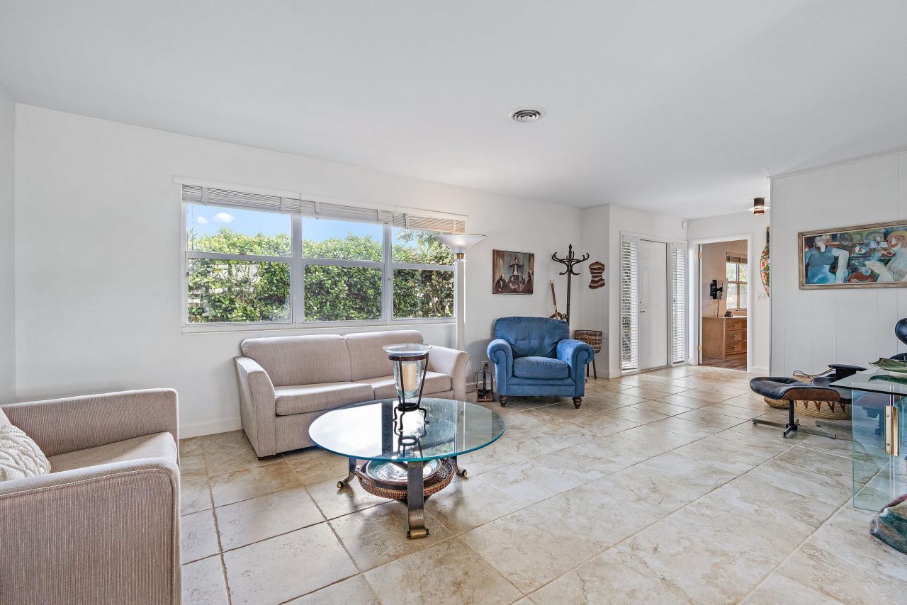 733 Waterway Drive, North Palm Beach, FL 33408 Photo