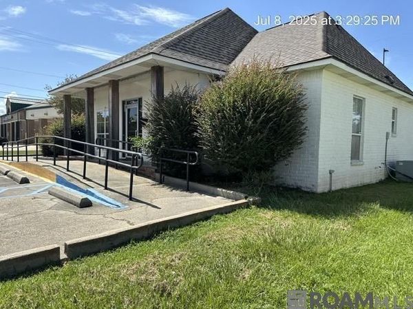 131 Del Norte Ave, Denham Springs, LA 70726