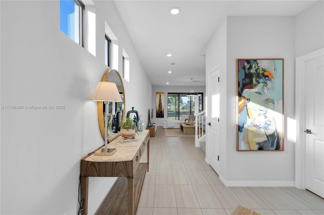 7681 NW 84th Ln, Tamarac, FL 33321 Photo