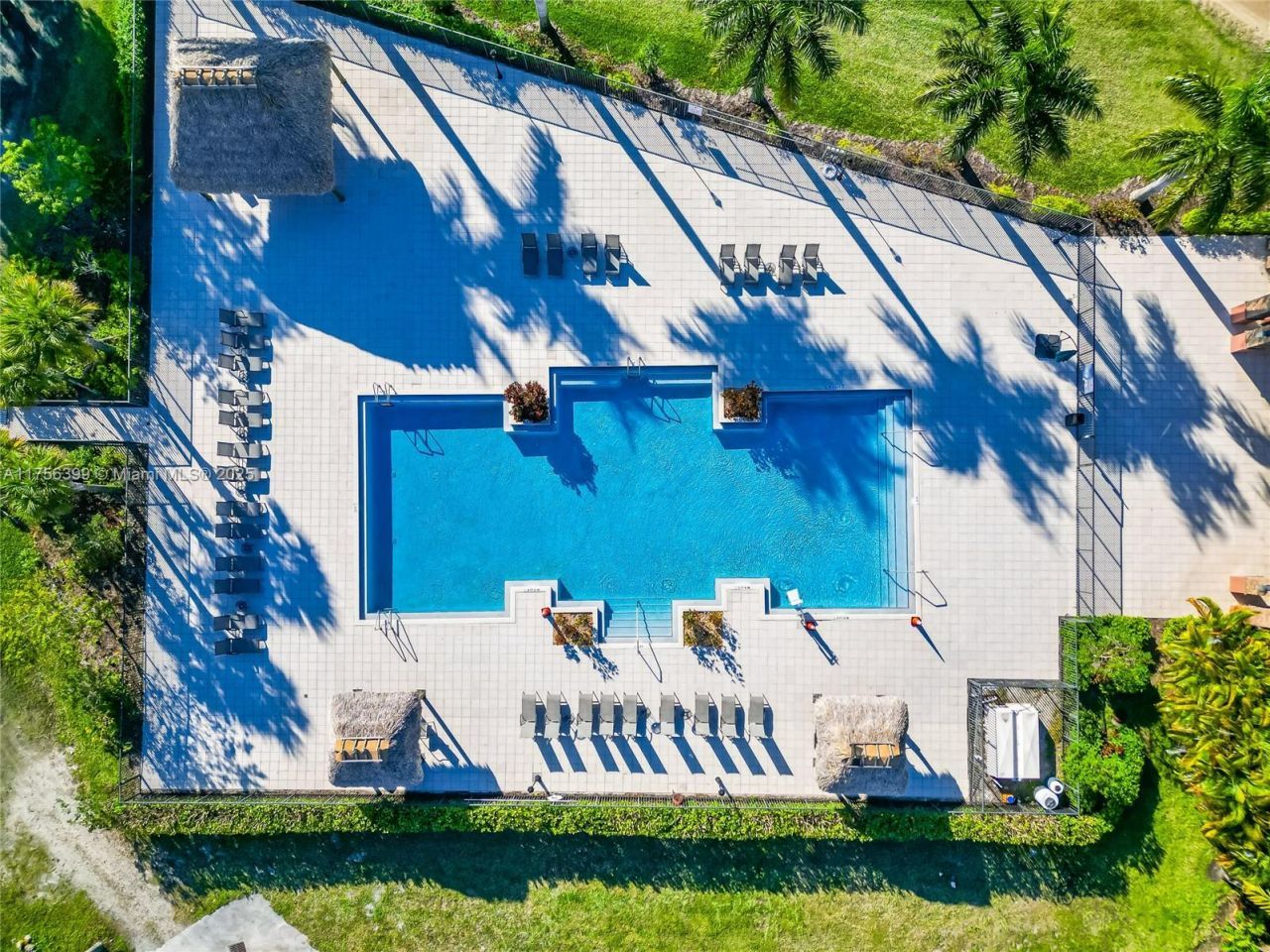 7681 NW 84th Ln, Tamarac, FL 33321 Photo