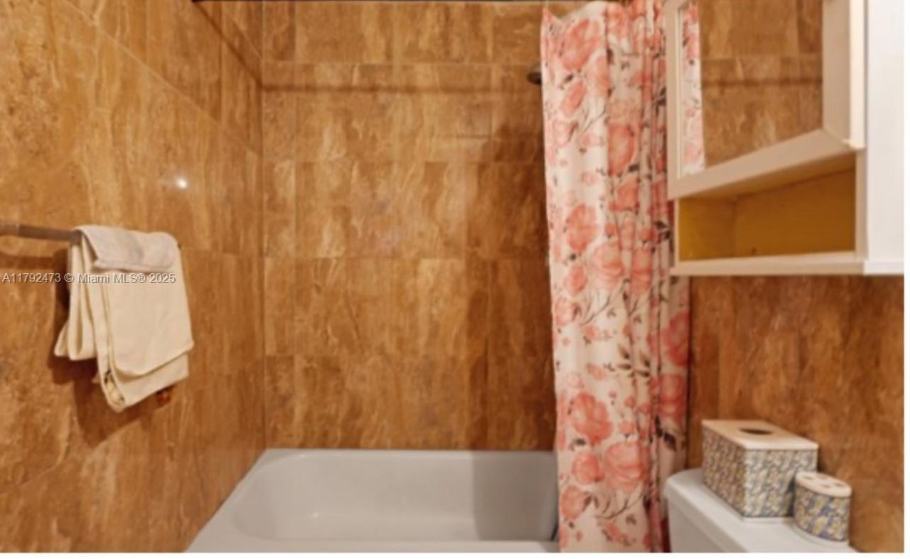 11233 W Model Cir W, Boca Raton, FL 33428 Photo