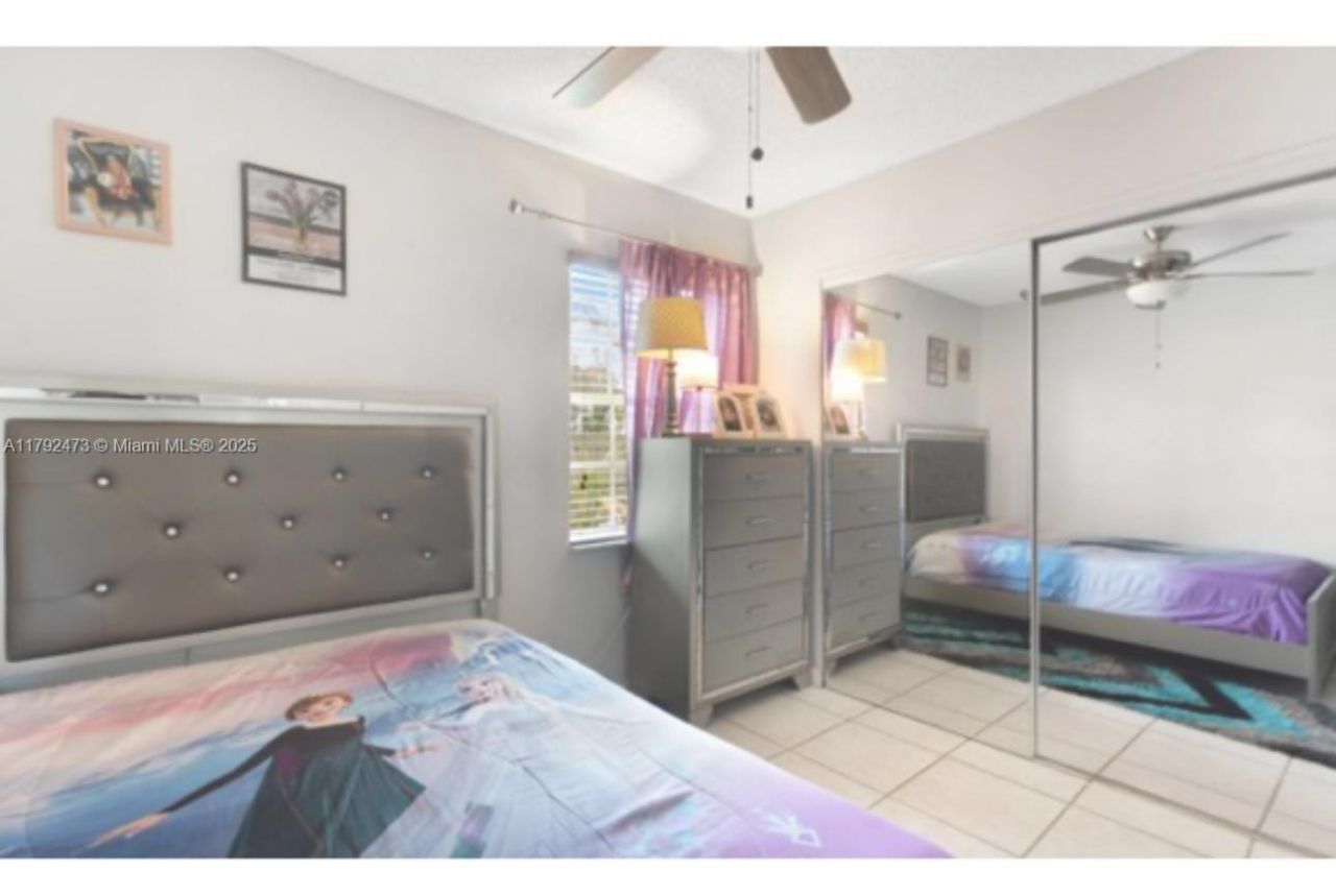 11233 W Model Cir W, Boca Raton, FL 33428 Photo