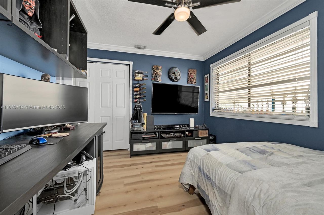 14460 Glencairn Rd, Miami Lakes, FL 33016 Photo