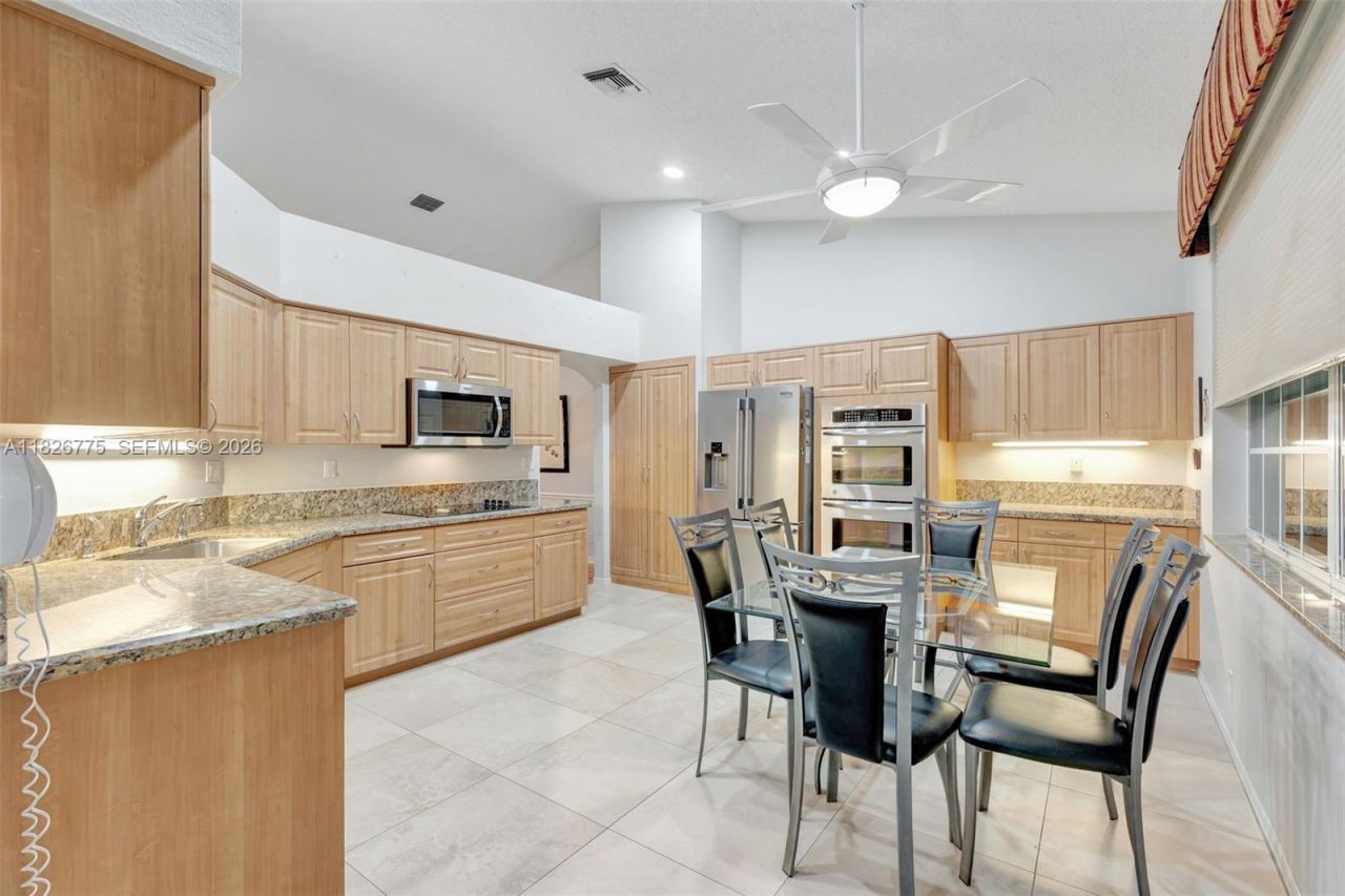 12442 NW 10th Ct, Unit C-14, Coral Springs, FL 33071 Photo