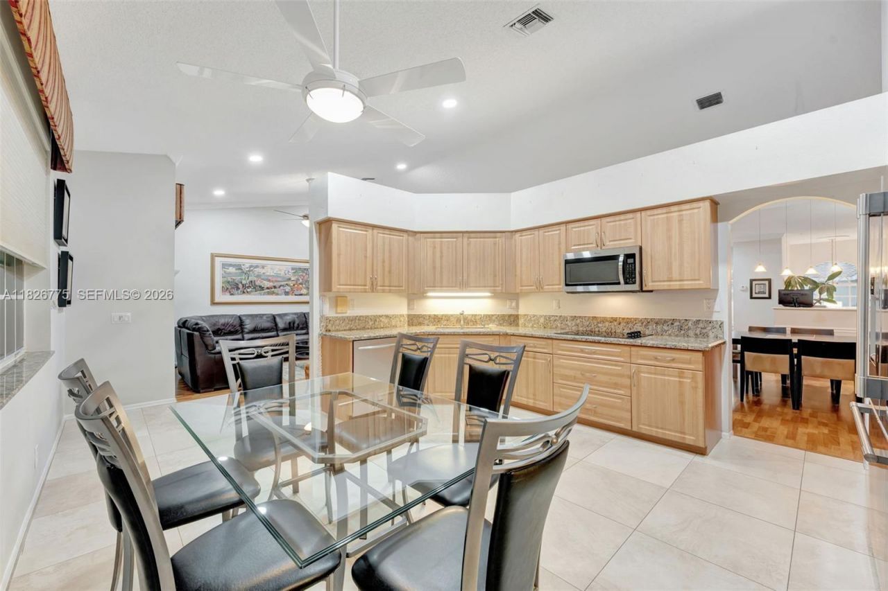 12442 NW 10th Ct, Unit C-14, Coral Springs, FL 33071 Photo